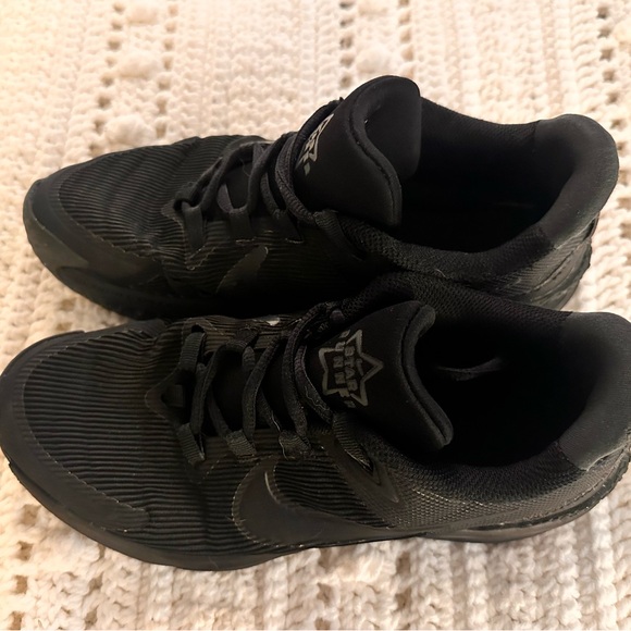 Nike Other - Nike Black Athletic Kids Sneakers
